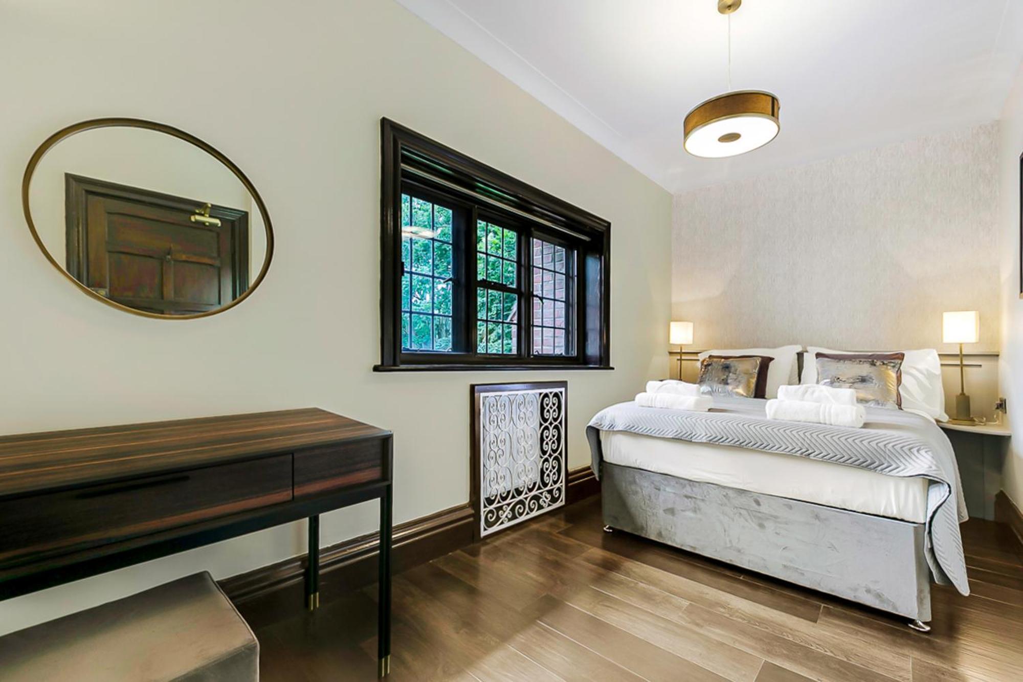 Tudor Grange Борнмут Экстерьер фото