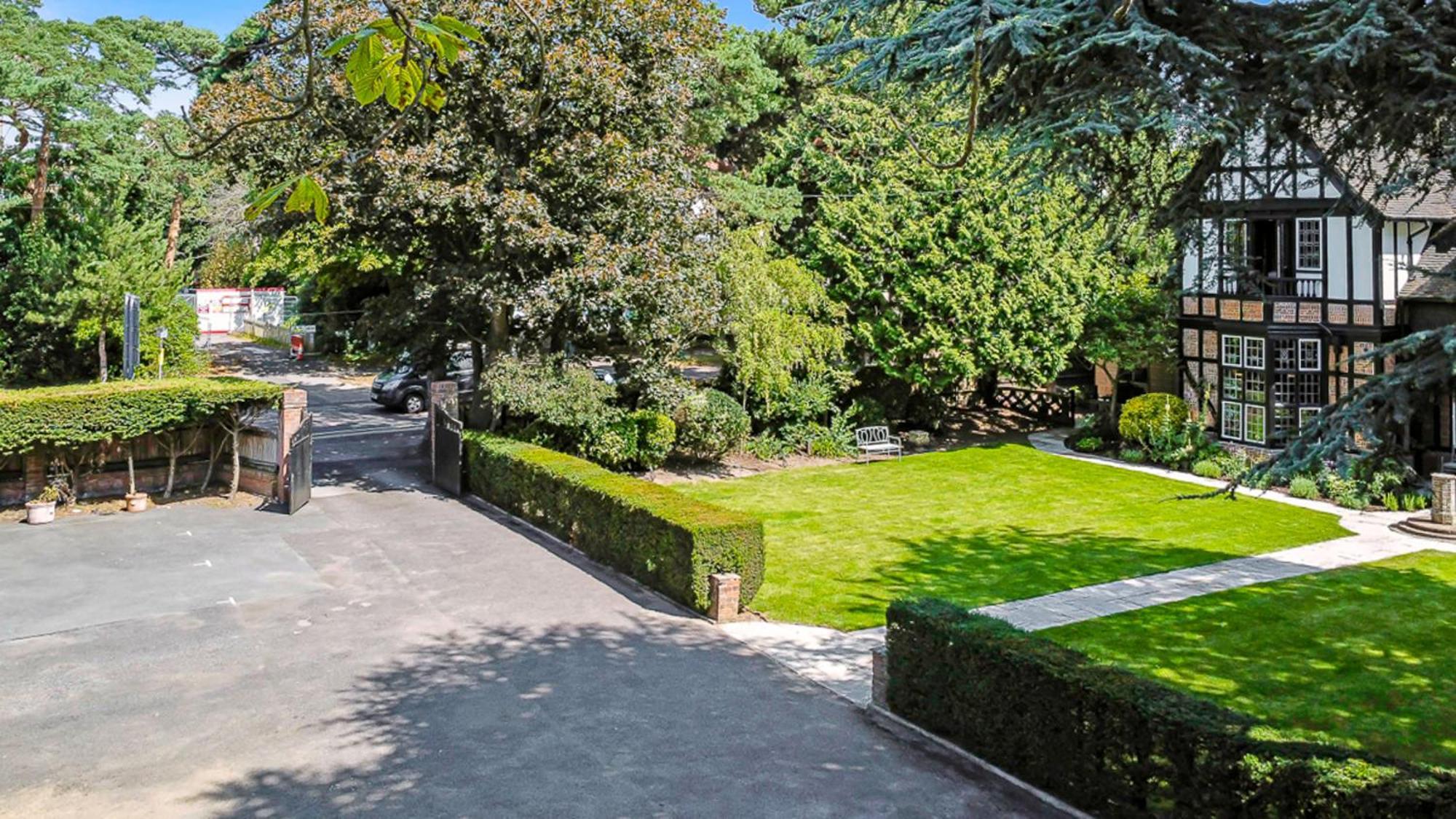 Tudor Grange Борнмут Экстерьер фото