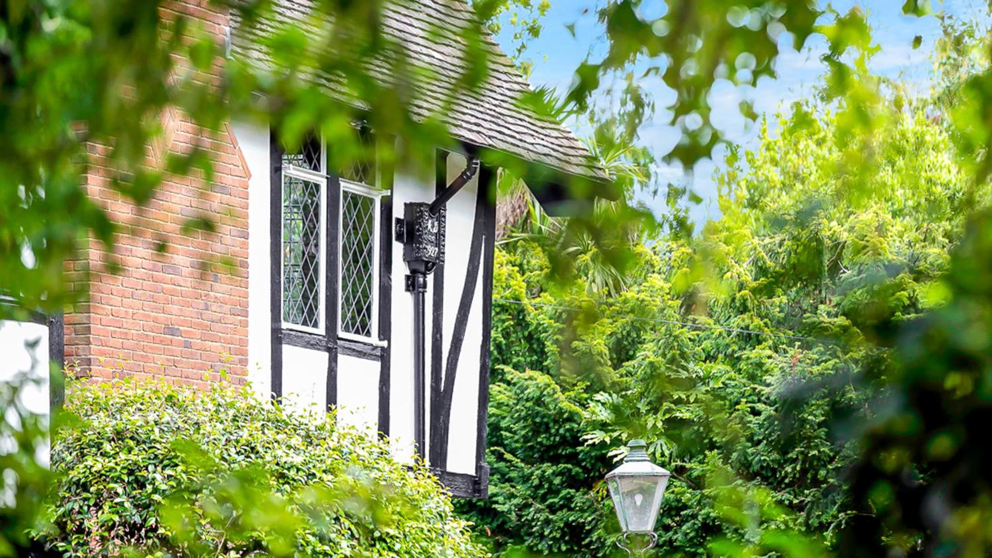 Tudor Grange Борнмут Экстерьер фото